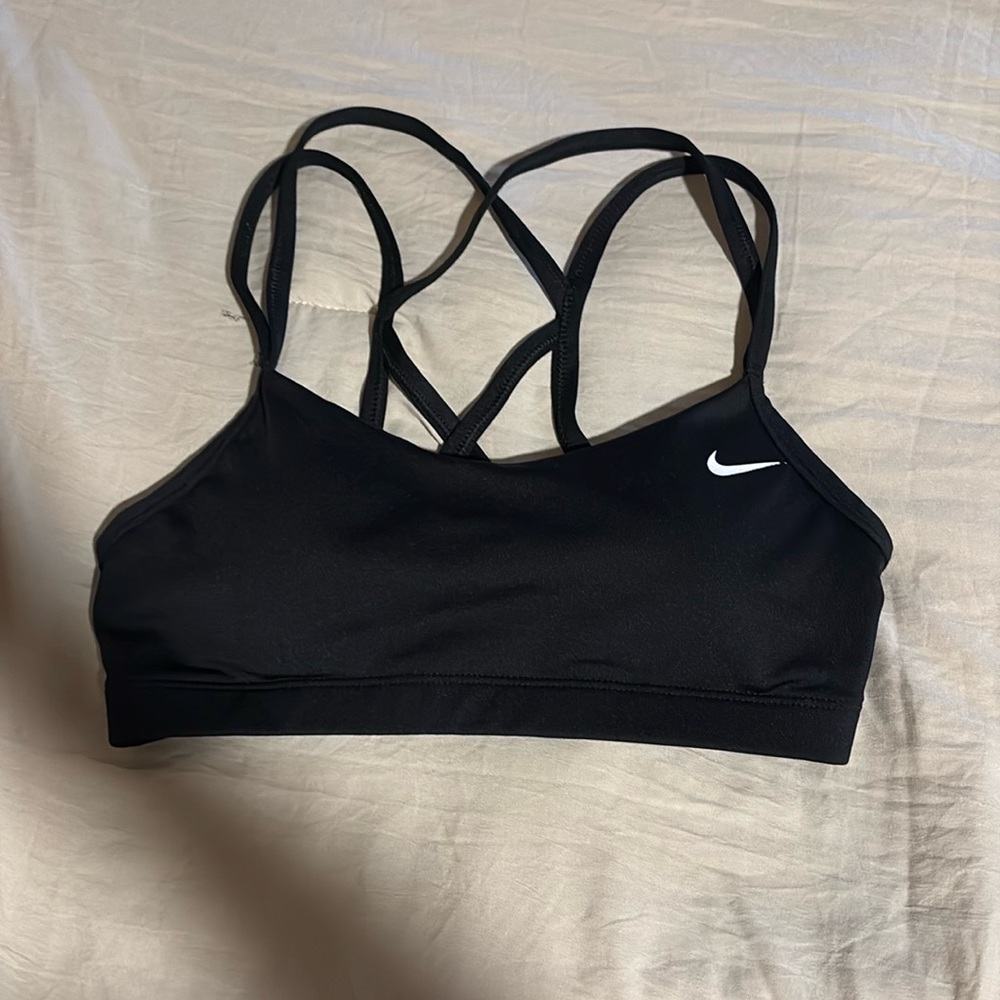 nike sports bra